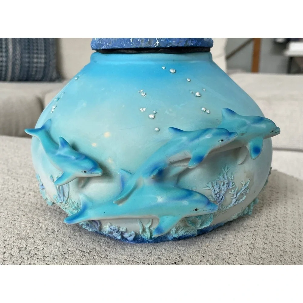 Dolphin Statue Water Shells Holder 3D dolphins 10
